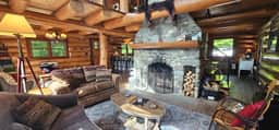 Bear Cove Hideaway
