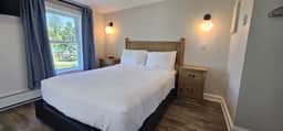 Juniper Motel-Double Queen-Pet Friendly-Second Level-Room 4