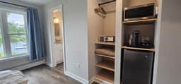 Juniper Motel-King Studio-Pet Friendly-Second Floor-Room 1