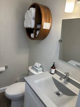 Juniper Motel-King Suite-Pet Friendly-Cooktop-Ground Floor-Room 22