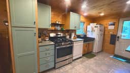 Bobcat Cabin