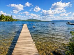 Hartford's Point Lodge Spacious Log Cabin *Perfect for families*