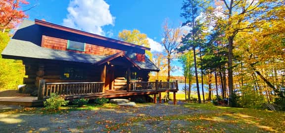Bear Cove Hideaway