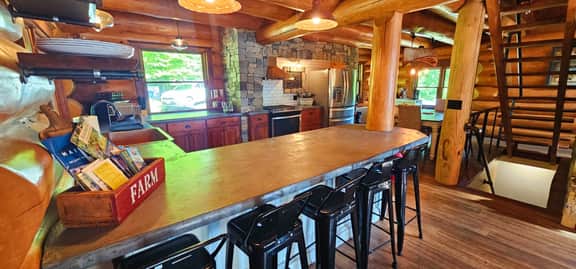 Bear Cove Hideaway