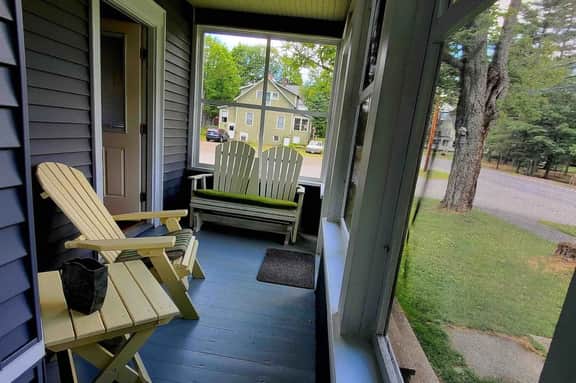 Good Vibes Lodge