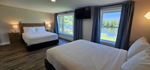 Juniper Motel-Double Queen-Pet Friendly-Second Level-Room 4