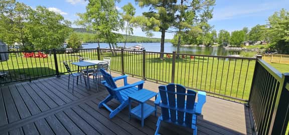 Juniper Motel-King Apartment-First Floor-Deck-Full Kitchen-Room 9