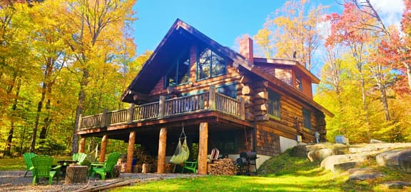 Bear Cove Hideaway