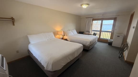 Juniper Motel-Double Queen-Pet Friendly- Ground Floor-Room 19