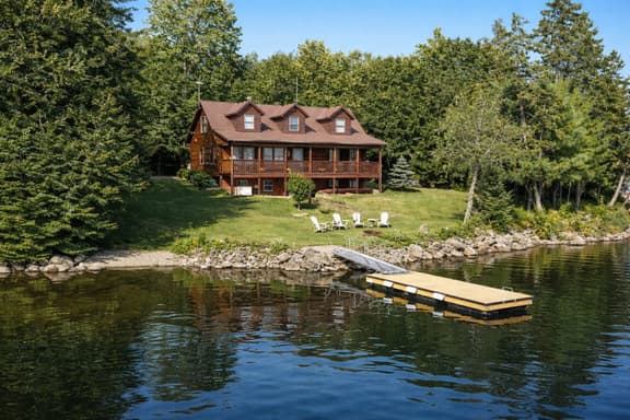 Pamoola Lodge