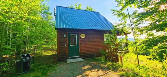 Tomhegan Cabin