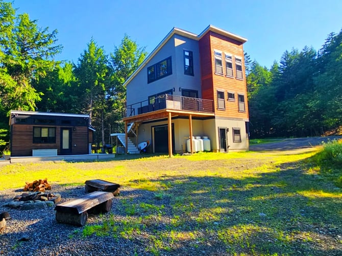 Moosehead Modern Chalet