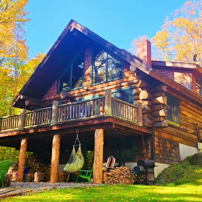 Bear Cove Hideaway